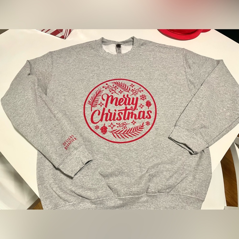 MERRY CHRISTMAS Crewneck!